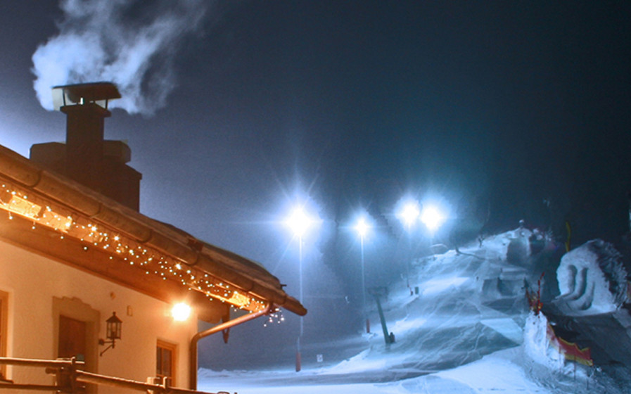 Die Skiarena vor der Tür